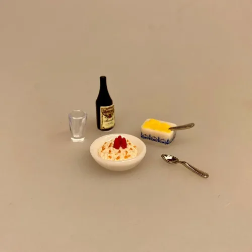 Miniature Smør i skål med kniv, Miniature Drikkeglas koniske, miniaturer, service, glas, kvalitet, dukkehus, dukkehusting, ting til, tilbehør, sætterkasse, sættekasse, dukkestue, biti, ribe