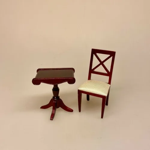 Miniature Sidebord Rektangulært Mahogni, sidebord, lampebord, miniaturer, dukkehus, tilbehør, ting til, dukkehusting, dukkehusmøbler, dukkestue, mahogni, 1:12, nisser, nissedør, julepynt, nissehus, nissebo, nisseting, biti, ribe, symbolsk, gave, gavekort, sangskjuler, titte, kikkasse, Miniature Stol Mahogni med Kryds