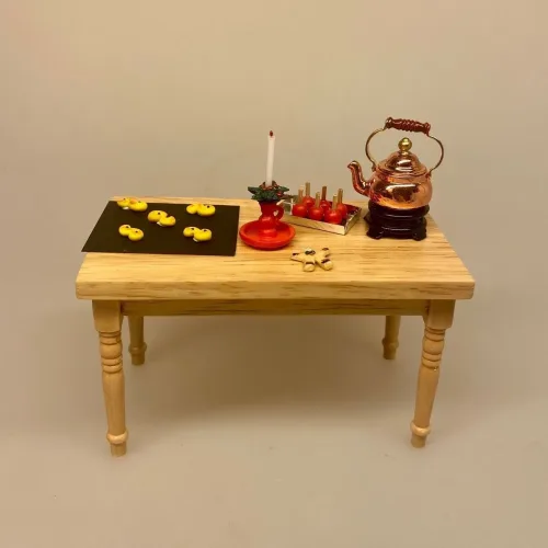 Miniature kobber Kedel med fyrfad, Miniature Kandiserede Æbler, Miniature kobber gryde lav, kobbertøj, dukkekøkken, Miniature, kobbertøj, kobbergryder, kobber, stegepande, æbleskivepande, æbleskiver, æbleskivebagning, miniaturer, dukkehus, dukkehuset, dukkehusting, dukkehustilbehør, nisser, nisseting, nissetilbehør, nissedør, sættekasse, sætterkasse, sættekasseting, ting til sætterkassen, 1:12, biti, ribe