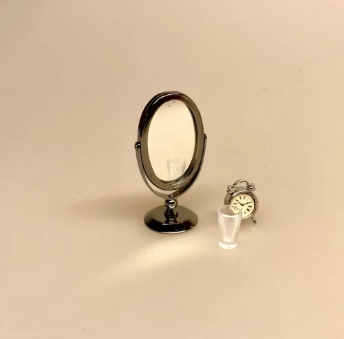Miniature Bordspejl Sølv, barberspejl, vippespejl, bordspejl, spejl, bordspejl, dukkehusspejl, lillebitte, miniaturer, miniaturespejl, dukkehustilbehør, dukkehusting, badeværelse, skønhedsbehandling, gavekort, sangskjuler, biti, ribe