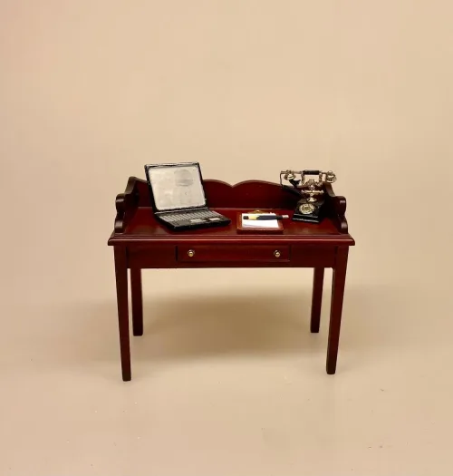 Miniature Pc - Bærbar computer, bærbar, computer, it, symbolsk, gave, sangskjuler, gavekort, konfirmand, konfirmationsgave, kontor, skole, miniaturer, dukkehusting, dukkehustilbehør, biti, ribe, nisser, nissedør, nissetilbehør, 1:12,
