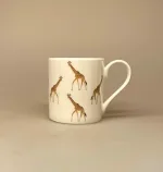 Krus - Ben Porcelæn - Giraffer, giraf, girafsprog, safari, de fem store, afrika, savannen, kaffe, te, tekop, tekrus, kaffekop, kaffekrus, gave, personligt, krus, porcelænskrus, benporcelæn, fine bone china, girafkrus, girafkop, biti, ribe, allport