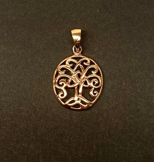 Vikingevedhæng i bronze - Livets træ Yggdrasil med keltisk krone, keltisk, flet, evighed, mytologi, nordisk, nordiske, guder, aser, asatro, gamle, ask, træ, livstræ, livstræet, for altid, gaveide, konfirmation, barnedåb, dåb, kobberbryllup, symbolik, ægte, original, kopi, smykker, vikingesmykker, museumssmykker, fund, udgravninger, biti, ribe,