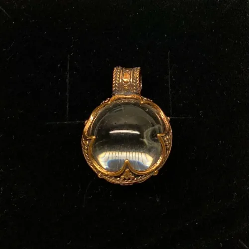 Vikingevedhæng i bronze - Gotlandsk Bjergkrystal størst, kugle, Vikingevedhæng i bronze - Gotlandsk Bjergkrystal lille, museumssmykker, vikingesmykker, vedhæng, bronze, kobber, fund, udgravninger, kopi, smykker, ægte, original, aser, gamle, nordiske, guder, mytologi, nordisk, vikingetiden, biti, ribe, XL