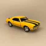 Modelbil Camaro Z - gul, sportsvogn, racer, bil, Chevrolet, camario, modelbil, original, kopi, ægte, kvalitet, metal, flot, samler, samleobjekt, drenge, drøm, gaveide, kørekort, 30 år, 18 år, ny bil, dekorativ, biti, ribe, amerikaner, biler,