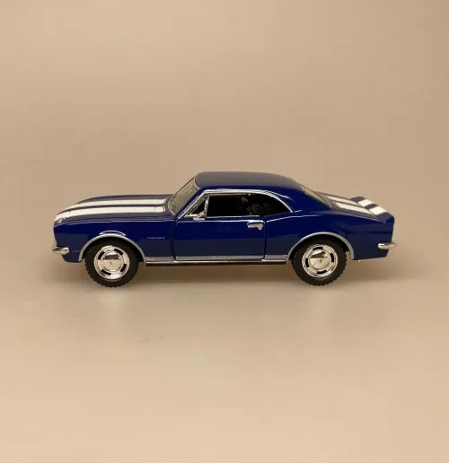 Modelbil Camaro Z - Mørkeblå, sportsvogn, racer, bil, Chevrolet, camario, modelbil, original, kopi, ægte, kvalitet, metal, flot, samler, samleobjekt, drenge, drøm, gaveide, kørekort, 30 år, 18 år, ny bil, dekorativ, biti, ribe, amerikaner, biler,