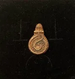 Vikingevedhæng i bronze - Slange Spiral lille, gørding, slangen fra, dansk, fund, vikingesmykker, evighed, spiral, original, ægte, danefæ, udgravninger, slange, hamskifte, forandringer, ny start, smykke, vikinger, biti, ribe