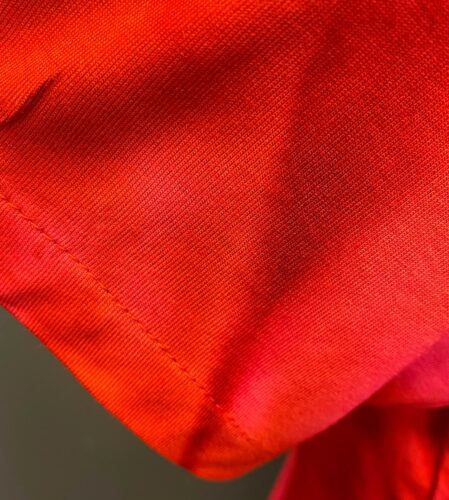Batik T-shirt Kort Ærme Jersey - Bino Rød Pink, t-shirt, kortærmet, figursyet, timeglas, figur, fit, blød, natur, bomuld, merciseret, batik, farvet, røde, hidbær, farvet, tryk, batik, håndtryk, holdbar, kvalitet, åndbar, biti, ribe, diva