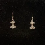 Vikingeørehængere Sølv - Thorshammere med Ravn, odins, ravne, hugin, munin, mjølner, thor, hammer, øreringe, ørehængere, vikingesmykker, små, til mænd, til drenge, ørering, museumssmykker, gave, gaveide, konfirmand, ægte, sølv, original, kvalitet, specielle, biti, ribe, fund, vikingeøreringe