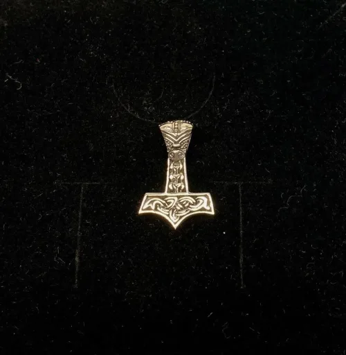 vikingesmykke vikingesmykker vikingevedhæng vedhæng - thorshammer, hugin, munin, ravn, odin, aser, vikingesmykker, vedhæng, ægte, original, sølv, 925, sterling, vikingefund, vikingesmykker, museumssmykker, gamle, guder, mytologi, aserne, asatro, biti, ribe,