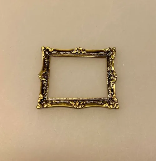Miniature Billederamme Guld, guldramme, ramme, indramning, maleri, kunst, i glas og ramme, maler, kunstmaler, dukkehusting, dukkehus, tilbehør, ting til, indretning, dukkestue, nisser, sætterkasse, sangskjuler, personlig, sjov, gaveide, gave, symbolsk, miniaturer, miniature, fotoramme, lille, bitte, mini, biti, ribe, 1:12
