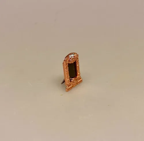 Miniature Billederamme Jugendstil Kobber, bordramme, fotoramme, art deco, stil, jugendstil, skønvirke, miniature, sætterkasseting, ting til, sætterkassen, sættekasse, amagerhylde, sangskjuler, symbolsk, gave, gaveide, gavekort, pengegave, konfirmation, barnedåb, kigkasse, amagerhylde, mini, nisseting, nissetilbehør, nissedør, nissebo, biti, ribe, miniaturer