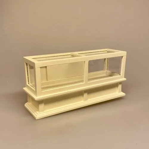 Miniature Lang Disk Creme, butik, købmand, købmandsbutik, høker, spækhøker, bager, konditori, dukkehusmøbler, dukkehusbutik, miniature, miniaturer, dukkehusting, dukkehustilbehør, ting til, dukkehus, dukkehuset, nisser, nissebo, nissedør, nissehus, dukkebutik, biti, ribe