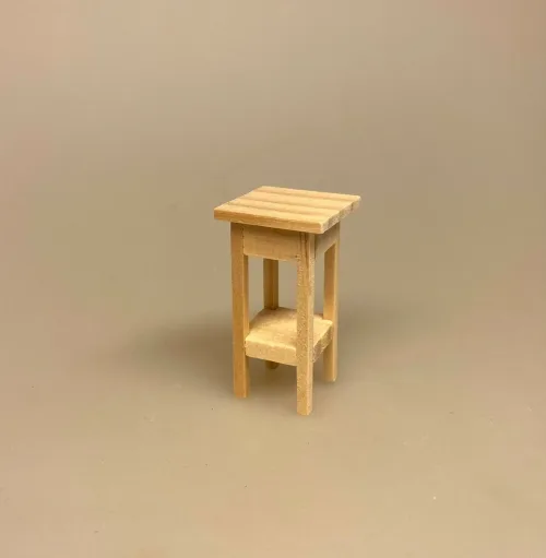 Miniature Piedestal Natur, opsats, bord, lampebord, umalet, ubehandlet, natur, lille, blomsterbord, 1:12, dukkehus, møbler, tilbehør, interiør, nisse, nisser, nissedør, indretning, biti, ribe, miniature, miniaturer,