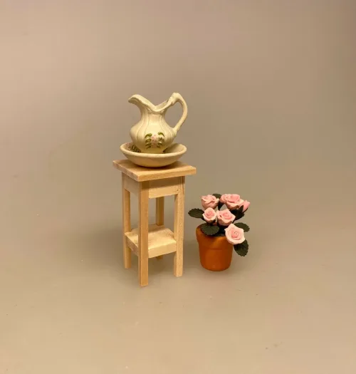 Miniature Piedestal Natur, opsats, bord, lampebord, umalet, ubehandlet, natur, lille, blomsterbord, 1:12, dukkehus, møbler, tilbehør, interiør, nisse, nisser, nissedør, indretning, biti, ribe, miniature, miniaturer,