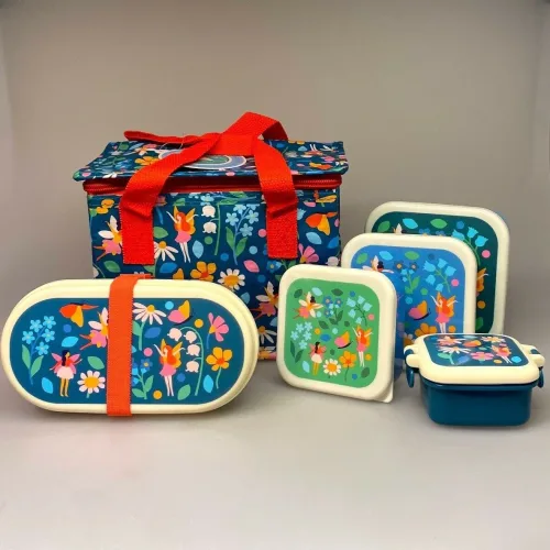 Frokost Pose - Termopose Blå med Blomster, feer, vilde, blomstereng, bio, biodiversitet, grøftekant, insekter, madpakke, skovtur, skole, børnehave, vuggestue, frugt, pose, køletaske, køler, picnic, picknick, ud i det blå, på tur, medbragt, mad, frokost, pause, job, arbejde, back to school, biti, ribe, sød, fin, praktisk,