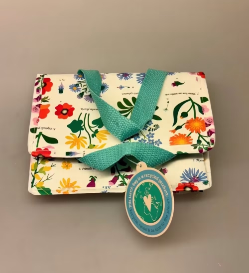 Frokost Pose - Termopose med Vilde Blomster, wild flowers, rex, london, 29242, vilde, blomstereng, bio, biodiversitet, grøftekant, insekter, madpakke, skovtur, skole, børnehave, vuggestue, frugt, pose, køletaske, køler, picnic, picknick, ud i det blå, på tur, medbragt, mad, frokost, pause, job, arbejde, back to school, biti, ribe, sød, fin, praktisk,