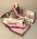 Silketørklæde Bandana Rosa Grå Elfenben, accessories, tasker, sko, nøgler, vifter, mønster, tryk, elegant, lille, smart, Silketørklæde Bandana Marine med Nøgler, lille, halsen, tørklæde, silke, eksklusiv, silkesatin, blank, lækker, luksus, gucci, saint laurent, ysl, louis vuitton, mærkevarer, luksus brands, elegant, stiligt, klassisk, billigt, tilbud, kvalitet, high end, biti, ribe, smart, til unge, til damer, lady, prinsesse diana, stil ikon, moderne, cool, gaveide, bandana, i halsen, om halsen, hårtørklæde, hårpynt, tørklæde til håret, til taske, taskepynt, biti, ribe, vadehavet, nationalpark domkirke,