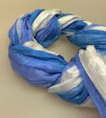 Twistet Silketørklæde 90101 Violblå Hvid, santorini, himmelblå, himmelblåt, skye, blue, hvid, lyseblå, babyblå, havfarver, , silke, ægte, pongee, glat, snoet, crash, twistet, auckland, salto, lækker, kvalitet, sporty, fyldig, biti, ribe, snoet, silketørklæde, gave, gaveide, smart, eksklusiv, elegant,