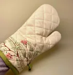 Grillhandske Bomuld med Rødhals, grillhandske, grillvante, køkken, tekstiler, rødhals, rødkælk, fugl, fin, kok, grene, røde bær, fauna, vilde, vild, med vilje, biodiversitet, biti, ribe, gave, gaveide