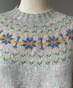 Harley of Scotland - Færø Pullover Pastelmix, lysegrå, perlegrå, grå, pastelfarvet, pastelfarver, perlemorsfarver, sart, lys, neutral, stilig, stilet, diskret, yndig, novel, klassisk, moderne, islændrer, sara lund, islandsk, skotsk, færømønster, færø, mønsterstrik, pullover, sweater, damestrik, overgangs, let, lun, smart, behagelig, ren uld, ulden, pigestrik, norsk, skostk, biti, ribe, vadehavet, lambswool, lammeuld, kradser ikke,