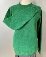 Harley of Scotland - Lambswool Pullover Uni Grøn XXL, græsgrøn, klar, frisk, uld, ulden, strik, ren, lambswool, lammeuld, tynd, let, lækker, kvalitet, flot, klassisk, smart, til, damer, piger, mænd, sweater, pullover, trøje, lun, blød, skotsk, biti, ribe, sort sol, vadehavet,