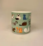 Krus Porcelæn - Katte Grøn, kattekop, kattekrus, te, kaffe, kaffekop, kaffekrus, tekop, tekrus, ting med, katte, misser, kattejeer, katteelsker, gule, grå, sort, stribet, stribede, killing, kære, speciel, gave, gaveide, tedrikker, tesi, smart, engelsk, afternoon, tea, biti, ribe