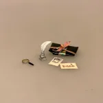 Miniature Fjerpen, pen, blækhus, blækregning, notar, dommer, kontor, forfatter, ønskeseddel, nisser, nisse, tilbehør, ting til, dukkehus, dukkehusting, dukkehustilbehør, sættekasse, sætterkasse, miniaturer, 1:12, sangskjuler, symbolsk, gave, gaveide, sjov, tale, nissedør, nissebo, julekalender, biti, ribe