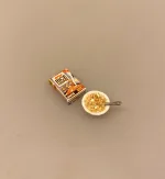 Miniature Morgenmad Rice Krispies, morgenmad, med mælk, kellogs, corn flakes, rice, popris, cereals, 1:12, dukkehus, dukkehusting, dukkehustilbehør, ting til, tilbehør, nisser, nissedør, nissebo, nissetilbehør, miniature, miniaturer, sættekasse, sætterkasse, sangskjuler, symbolsk, gave, gaveide, brunch, gavekort, biti, ribe