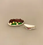 Miniature Saucekande Blomst, sauce, sauceskål, sauvekande, service, porcelæn, miniature, dukkehus, tilbehør, ting til, nisser, kirsebær sauce, amarena, ris a la mande, dukkemad, nisser, nissebo, nissehus, 1:12, biti, ribe