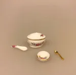 Miniature Serverings Bestik Porcelæn Blomst, smørekniv, ske, opøser, palet, paletkniv, pallet, spatel, servering, miniature, miniaturer, 1:12, dukkehus, tilbehør, ting, biti, ribe