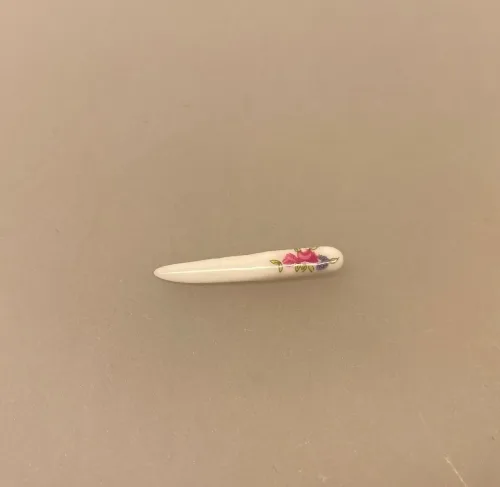Miniature Serverings Bestik Porcelæn Blomst, smørekniv, ske, opøser, palet, paletkniv, pallet, spatel, servering, miniature, miniaturer, 1:12, dukkehus, tilbehør, ting, biti, ribe