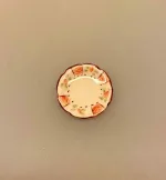 Miniature Tallerken Porcelæn Ø 25 mm Rosa, lyserød, service, til, dukkehus, 1:12, porcelæn, tallerken, middagstallerken, nisser, dukkehusting, dukkehustilbehør, nissedør, nissehus, miniaturer, mini, cafe, restaurant, symbolsk, gave, gavekort, pengegave, oplevelser, gourmet, gourmand, livsnyder, sangskjuler, kok, tjener, biti, ribe