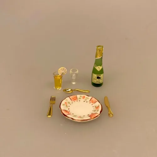 Miniature Tallerken Porcelæn Ø 25 mm Rosa, lyserød, service, til, dukkehus, 1:12, porcelæn, tallerken, middagstallerken, nisser, dukkehusting, dukkehustilbehør, nissedør, nissehus, miniaturer, mini, cafe, restaurant, symbolsk, gave, gavekort, pengegave, oplevelser, gourmet, gourmand, livsnyder, sangskjuler, kok, tjener, biti, ribe