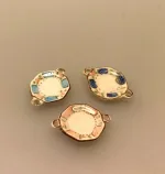 Miniature Tallerken Porcelæn med Ører Ø 22 mm, fad, vægpynt, vægtallerken, platte, frokost, frokosttallerken, service, til, dukkehus, 1:12, porcelæn, tallerken, middagstallerken, nisser, dukkehusting, dukkehustilbehør, nissedør, nissehus, miniaturer, mini, cafe, restaurant, symbolsk, gave, gavekort, pengegave, oplevelser, gourmet, gourmand, livsnyder, sangskjuler, kok, tjener, biti, ribe