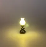 Miniature Bordlampe med Hvid Opal Skærm, petroleumslampe, olielampe, gammeldags, almue, dukkehus, tilbehør, ting til, dukkehuset, lamper, belysning, batteri, nisser, nissehus, nissebo, nissedør, hygge, julekrybbe, julelandskab, mini, lamper, biti, ribe, med lys, med batteri,