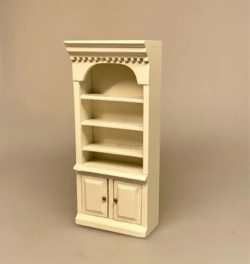 Miniature Reol med Underskabe - Creme, naturhvid, råhvid, flødefarvet, cafe, konditori, møbler, dukkemøbler, bogreol, bøger, læsehest, dukkehus, dukkehuset, tilbehør, ting til, dukkemøbler, bibliotek, bibliotikar, herreværelse, sangskjuler, personlig, sjov, gave, gaveide, symbolsk, whiskey, cognac, portvin, adel, herskab, efterløn, pension, livsnyder, biti, ribe,, butiksreoll, køkkenreol