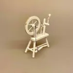 Miniature Spinderok Hvid, uld, garn, spinde, garnspinderi, uldgarv, karte, forarbejde, behandle, uld, håndarbejde, nisser, nissebo, nissedør, nissetilbehør, ting til, tilbehør, dukkehus, 1:12, miniature, almue, nørkle, krea, biti, ribe