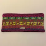 Pandebånd Uld med Fleece - Aubergine Mønster, mættede, lilla, lime, indianer, folklore, hønsestrik, mønsterstrik, farver, spændende, varmt, smart, sporty, foret, biti, ribe