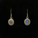 Sølv Ørenringe med Labradorit Oval med Snoet Kant, luan, labradorit, ædelsten, halvædelsten, mineraler, sten, krystaller, stensmykker, ægte, sterling sølv, ren, 925, øreringe, ørehængere, hænge, sølvøreringe, flotte, kvalitet, boho, boheme, særlige, gave, gaveide, specielle, biti, ribe, maanesten, stine a, enamel, cph, dansk, design, danske, brands,