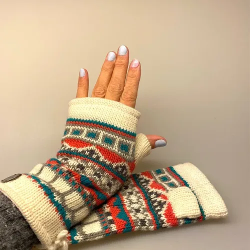 Strikkede Vanter uden Fingre - Natur Mønster, uden fingre, muffedisser, håndledsvarere, luffer, vanter, med foer, forede, windstopper, fleece, lyse, friske, hønsestrik, mønsterstrik, borter, naturhvid, råhvid, søde, ren, uld, biti, pulsvarmere, strik, accessories,