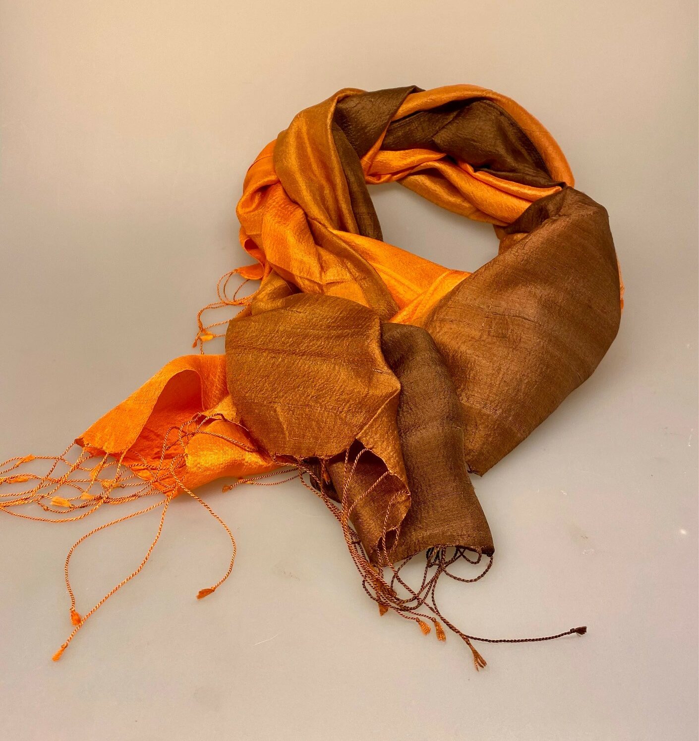 administration Milliard Senatet Blød Thaisilke Tørklæde XL - Brun Orange