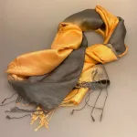 Blød Thaisilke Tørklæde XL - Grå Fersken, lys, orange, gul, varm, grå, abrikos, 2073-57, yse, delikate, nuancer, feminin, elegant, 2073-52, flot, lækkert, stola, sjal, tørklæde, stort, langt, blødt, eksklusivt, elegant, luksus, kvalitet, silke, ren, ægte, thaisilke, festligt, smart, gave, gaveide, over skuldrene, julegave, biti, ribe