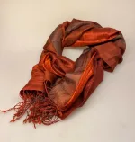 Blød Thaisilke Tørklæde XL - Rødbrun Rustrød Brun, gyldenbrunt, rødbrunt, 2073-22, varme, farver, efterårsfarver, gyldne, flot, lækkert, stola, sjal, tørklæde, stort, langt, blødt, eksklusivt, elegant, luksus, kvalitet, silke, ren, ægte, thaisilke, festligt, smart, gave, gaveide, over skuldrene, julegave, biti, ribe