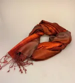 Blød Thaisilke Tørklæde XL - Rødbrun Rustrød Brun, gyldenbrunt, rødbrunt, 2073-22, varme, farver, efterårsfarver, gyldne, flot, lækkert, stola, sjal, tørklæde, stort, langt, blødt, eksklusivt, elegant, luksus, kvalitet, silke, ren, ægte, thaisilke, festligt, smart, gave, gaveide, over skuldrene, julegave, biti, ribe