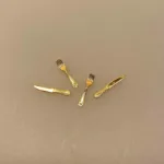 Miniature Bestik - Kniv & Gaffel i Guld til 2, bestik, gaffeltøj, kniv og gaffel, elegant, adeligt, kongeligt, ske, gaffel, kniv, bestik, knive, skeer, gafler, service, dukkehus, ting, til, tilbehør, nisser, nissebo, nissehus, nissedør, julekalender, miniature, dukkehusting, dukkehustilbehør, 1:12, sætterkasse, sættekasse, biti, ribe, dukkestue