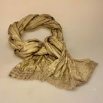 8092 Silketørklæde med Kniplingsbort - Sivgrønt, lyst, khaki, tilbud, udsalg, ensfarvet, feminint, sporty, specielt, luksus, lækkert, silke silketørklæde, stola, hæklet, takkekant, knilpet, kniplinger, brunt, tørlklæde, gave, gaveide, biti, ribe