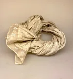 Silketørklæde med Organza Borter - Lys Sand, beige, natur, sandfarvet, kit, stola, sjlke, over skuldrene, fest, tilbehør, lys, flot, lækker, kvalitet, organza, stilig, smuk, festlig, tilbud, udsalg, gave, gaveide, sporty, fyldig, elegant, biti, ribe