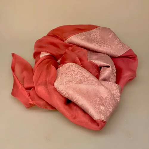 Dobbelt Silkechiffon Tørklæde med Jaquard - Gammelrosa, gammelpink, old rose, rosenrød, støvet, feminin, stort, stola, over suldrene, tilbud, udsalg, kvalitet, ren, ægte, silke, silketørklæde, dobbel, særligt, satin, rosa, biti, ribe, gave, gaveide