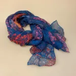 Silkegeorgette Tørklæde 1002 med Tryk - Blå Pink, night skye, ultramarin, blå, pink, cerise, rosa, crash, crinkle, krøllet, ren, ægte, silke,let, blødt, lækkert, kvalitet, elegant, stilfuldt, smart, flot, stort, fyldigt, klare, farver, biti, ribe, value for money, tilbud,